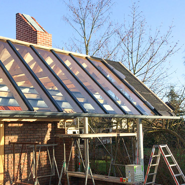 Verglasung einer Terrassenüberdachung
